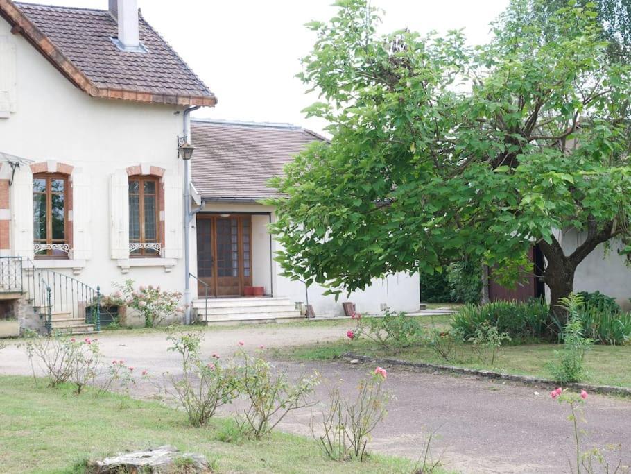 Maison Au Calme Avec Jardin A 5 Min De Tournus Cuisery Екстериор снимка